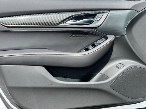 New 2026 Cadillac CT5 V AWD/4WD image 15