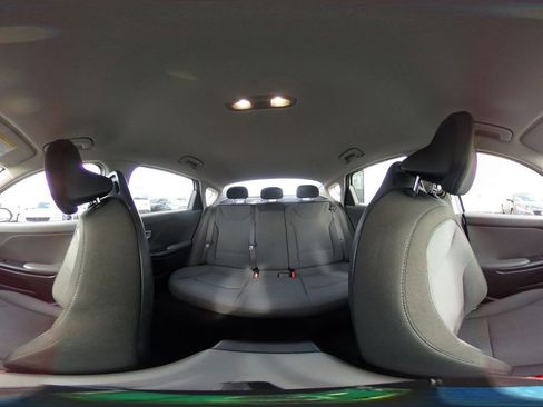 Used 2025 Kia K4 LXS image 41