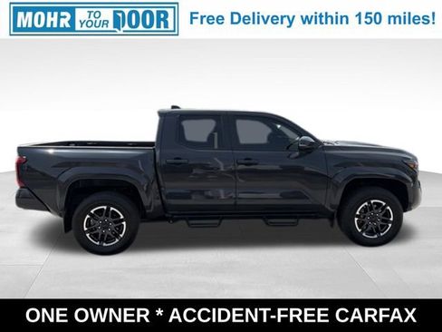 Used 2024 Toyota Tacoma TRD Sport w/ TRD Sport Upgrade Package AWD/4WD image 7