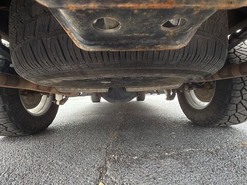 Used 2020 Chevrolet Silverado 1500 LT w/ Texas Edition image 13