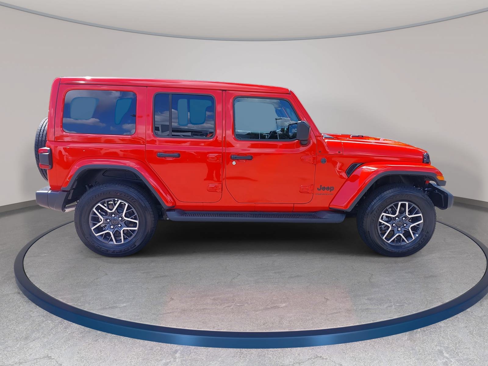 New 2026 Jeep Wrangler Unlimited Sahara AWD/4WD image 4