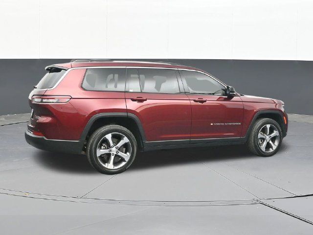 Used 2023 Jeep Grand Cherokee L Limited w/ Luxury Tech Group II AWD/4WD image 16