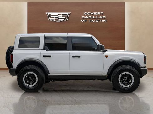 Used 2025 Ford Bronco Badlands w/ Sasquatch Package AWD/4WD image 5