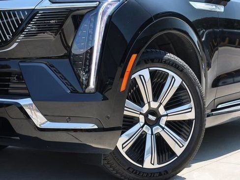 New 2025 Cadillac Escalade IQ Luxury 2 image 7