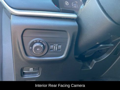 Used 2023 Jeep Grand Cherokee L Limited AWD/4WD image 8