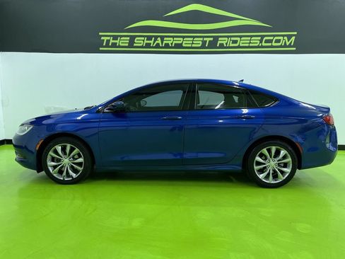 Used 2016 Chrysler 200 S w/ Navigation & Sound Group I FWD image 6