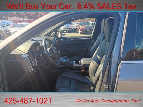 Used 2014 Porsche Cayenne Platinum Edition AWD/4WD image 10