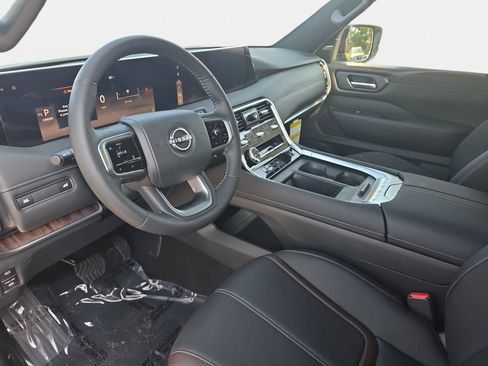 New 2026 Nissan Armada SL w/ Captain's Chari Seat Package AWD/4WD image 16