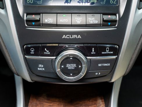 Used 2018 Acura TLX w/ Technology Package image 21