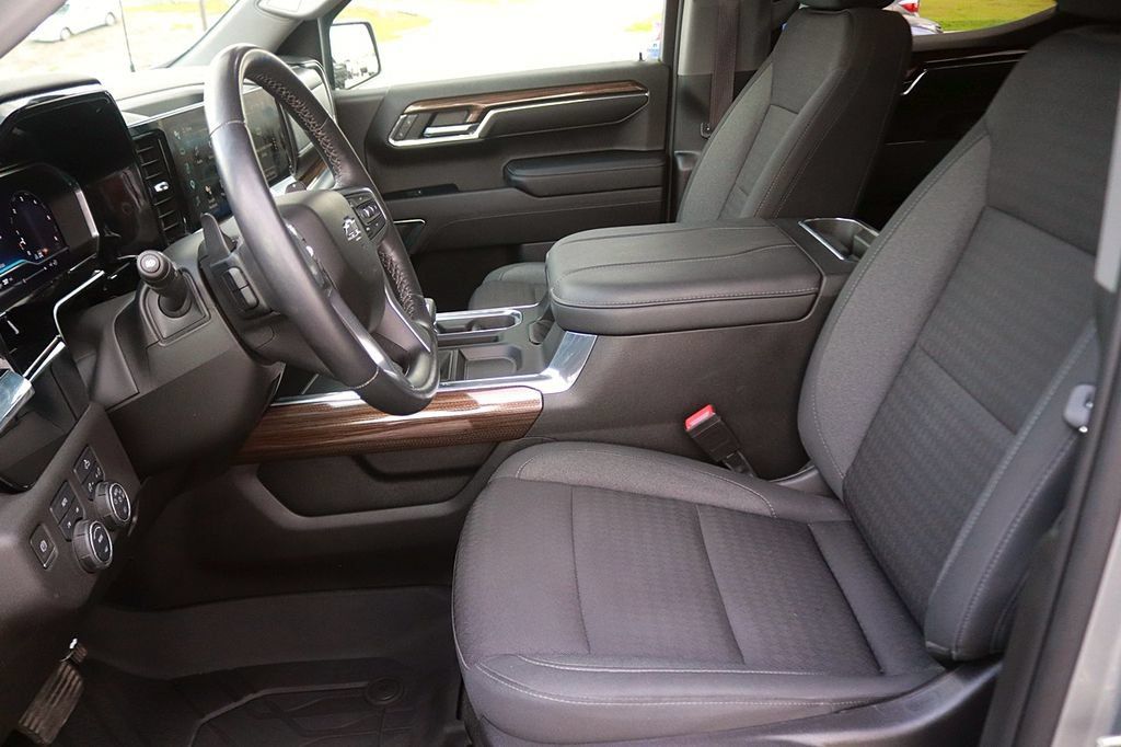 Used 2023 Chevrolet Silverado 1500 RST w/ All Star Edition Plus AWD/4WD image 15