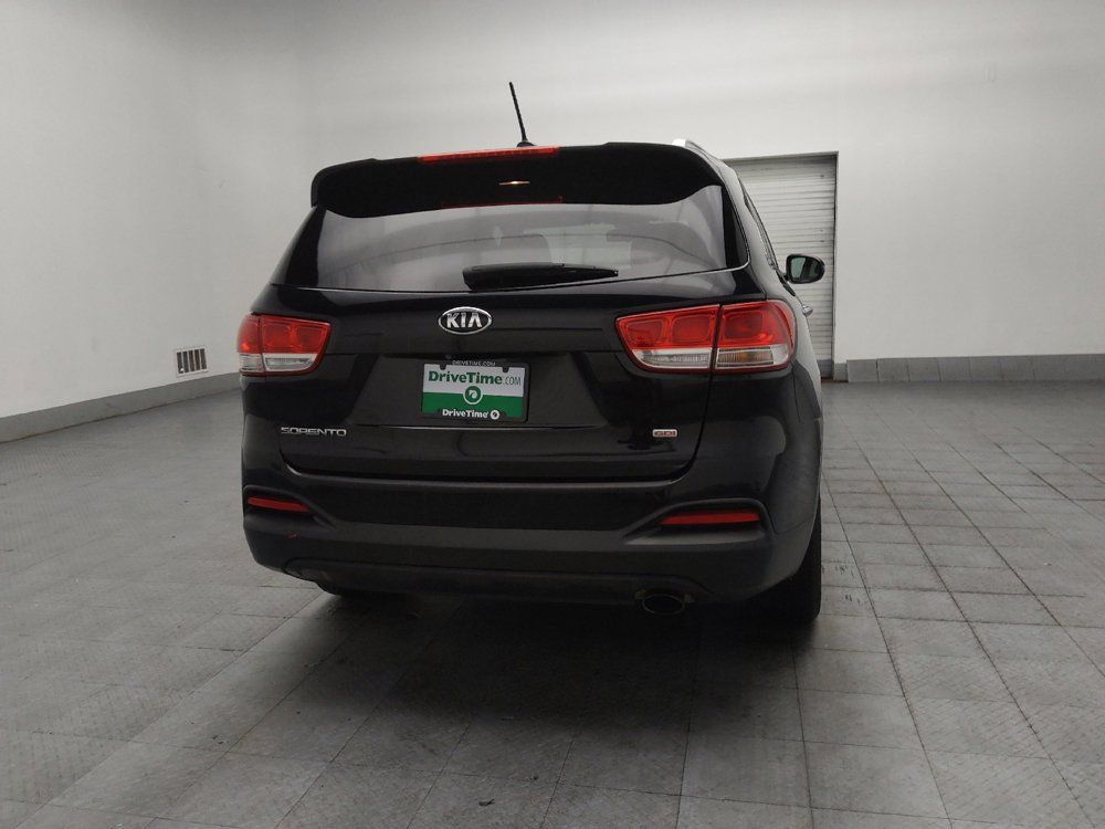 Used 2017 Kia Sorento FWD image 7