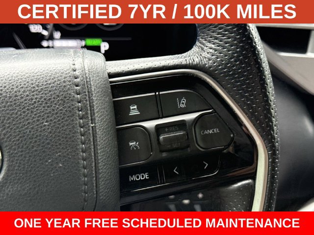 Used 2023 Toyota Sequoia Platinum AWD/4WD image 24