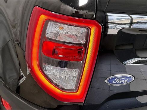 Used 2023 Ford Bronco Sport Outer Banks w/ Tech Package AWD/4WD image 33