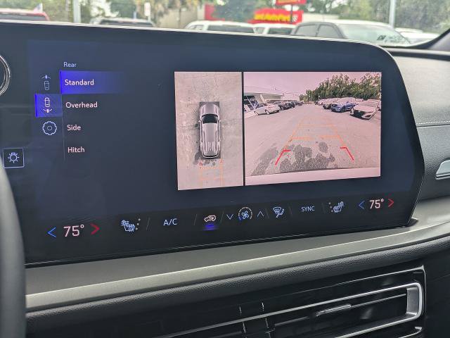 Certified 2026 Chevrolet Traverse LT w/ Driver Confidence Package FWD image 20