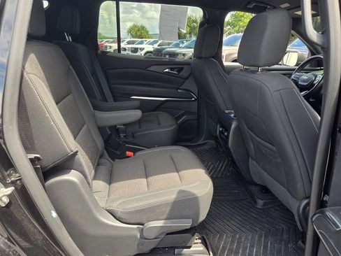 Certified 2024 Chevrolet Traverse LT AWD/4WD image 17