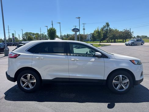 Used 2024 Ford Edge SEL w/ Convenience Package AWD/4WD image 5