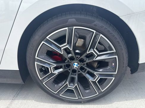 New 2026 BMW 530i xDrive w/ M Sport Package AWD/4WD image 15