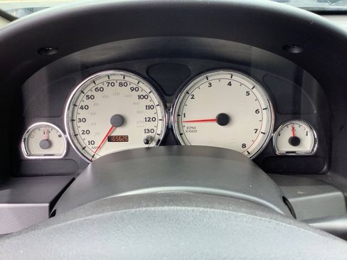 Used 2006 Saturn Vue AWD V6 w/ Sun & Sound Pkg image 39