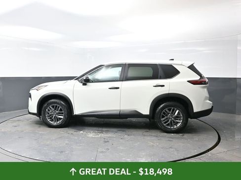 Used 2024 Nissan Rogue S image 11