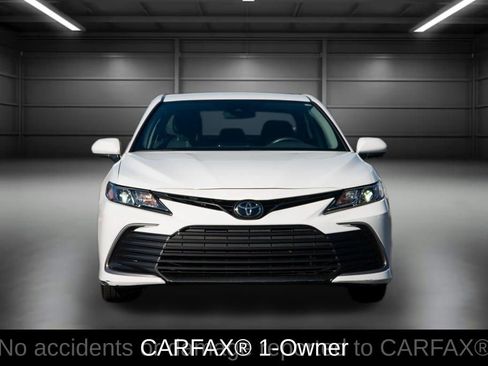 Used 2024 Toyota Camry LE image 2