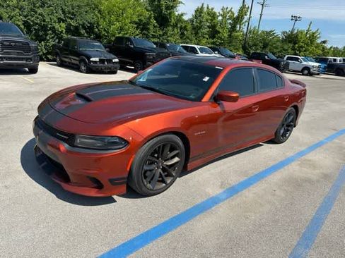 Used 2021 Dodge Charger R/T w/ Performance Handling Group RWD image 12