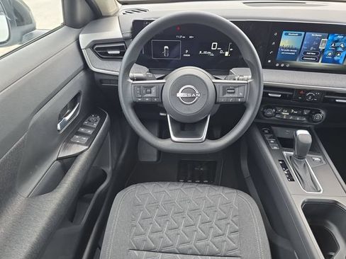 New 2026 Nissan Kicks SV w/ Cold Weather Package FWD image 13
