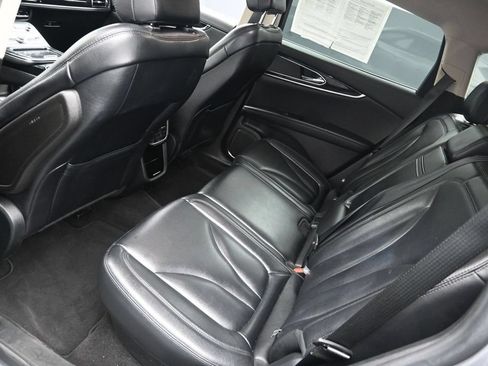 Used 2021 Lincoln Nautilus FWD image 21