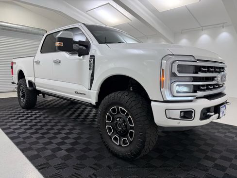Used 2024 Ford F250 Platinum w/ FX4 Off-Road Package image 1