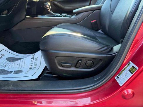 Used 2024 MAZDA CX-30 AWD 2.5 S w/ Premium Package image 12