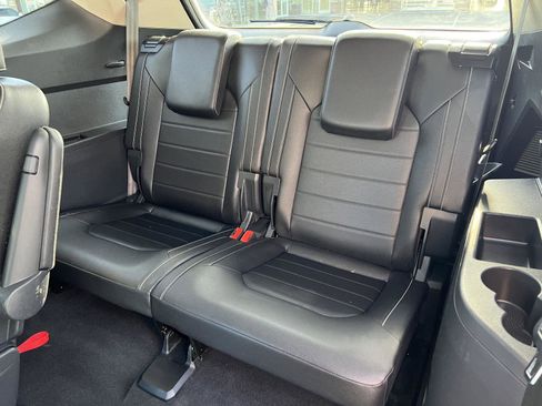 Used 2021 Volkswagen Atlas SEL Premium AWD/4WD image 30