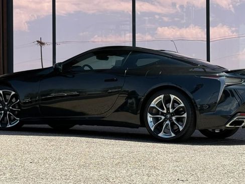 Used 2018 Lexus LC 500 Coupe w/ Sport Package RWD image 6