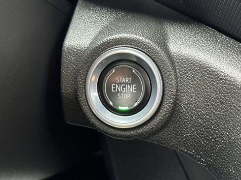 Used 2023 Chevrolet TrailBlazer RS w/ Convenience Package image 22