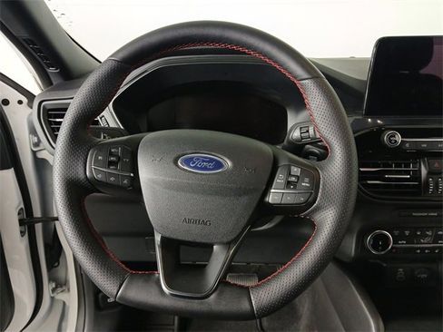 Used 2025 Ford Escape ST-Line Select image 10