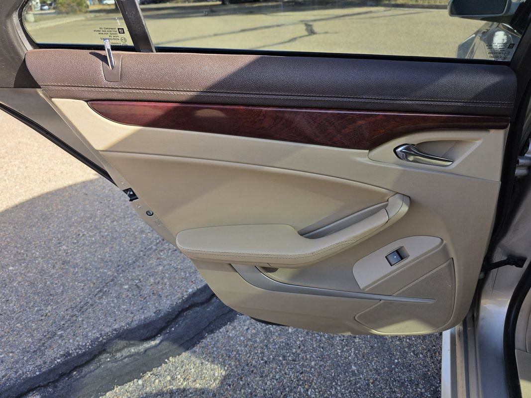Used 2013 Cadillac CTS Luxury w/ Wood Trim Package AWD/4WD image 16