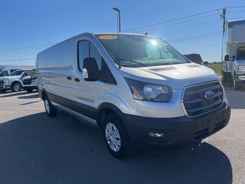 Used 2023 Ford E-Transit Low Roof image 3