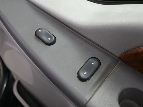Used 2000 Ford Excursion Limited AWD/4WD image 37