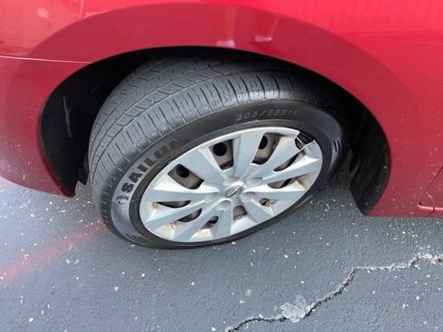 Used 2015 Nissan Sentra SV FWD image 13