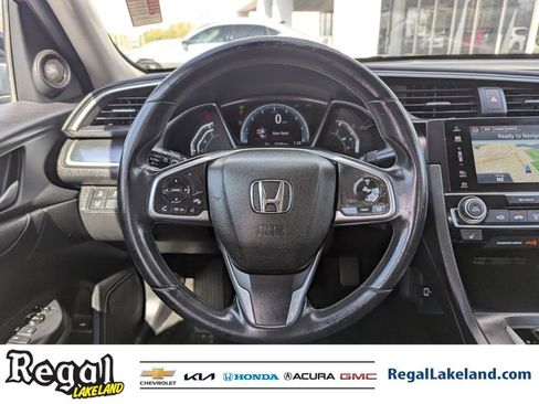Used 2016 Honda Civic Touring image 11