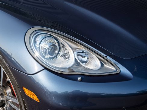 Used 2011 Porsche Panamera Turbo AWD/4WD image 16