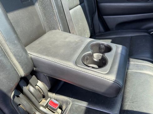 Used 2018 Jeep Grand Cherokee Overland image 39