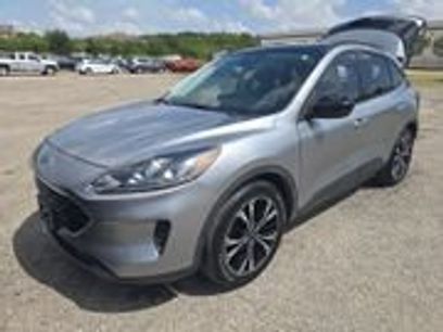 Used 2021 Ford Escape SE w/ SE Sport Appearance Package