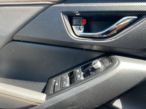 Certified 2025 Subaru Crosstrek 2.5i Limited AWD/4WD image 18