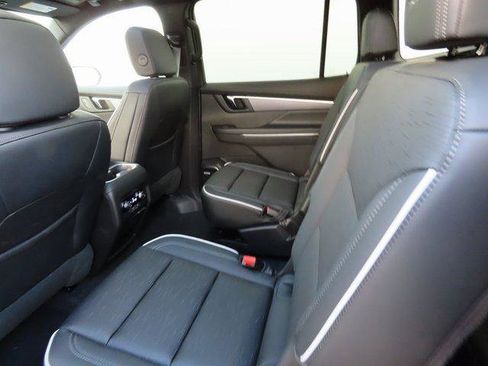 New 2025 Buick Enclave Sport Touring w/ Super Cruise Package image 10