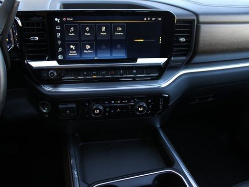 Used 2024 Chevrolet Silverado 2500 High Country w/ High Country Premium Package image 25