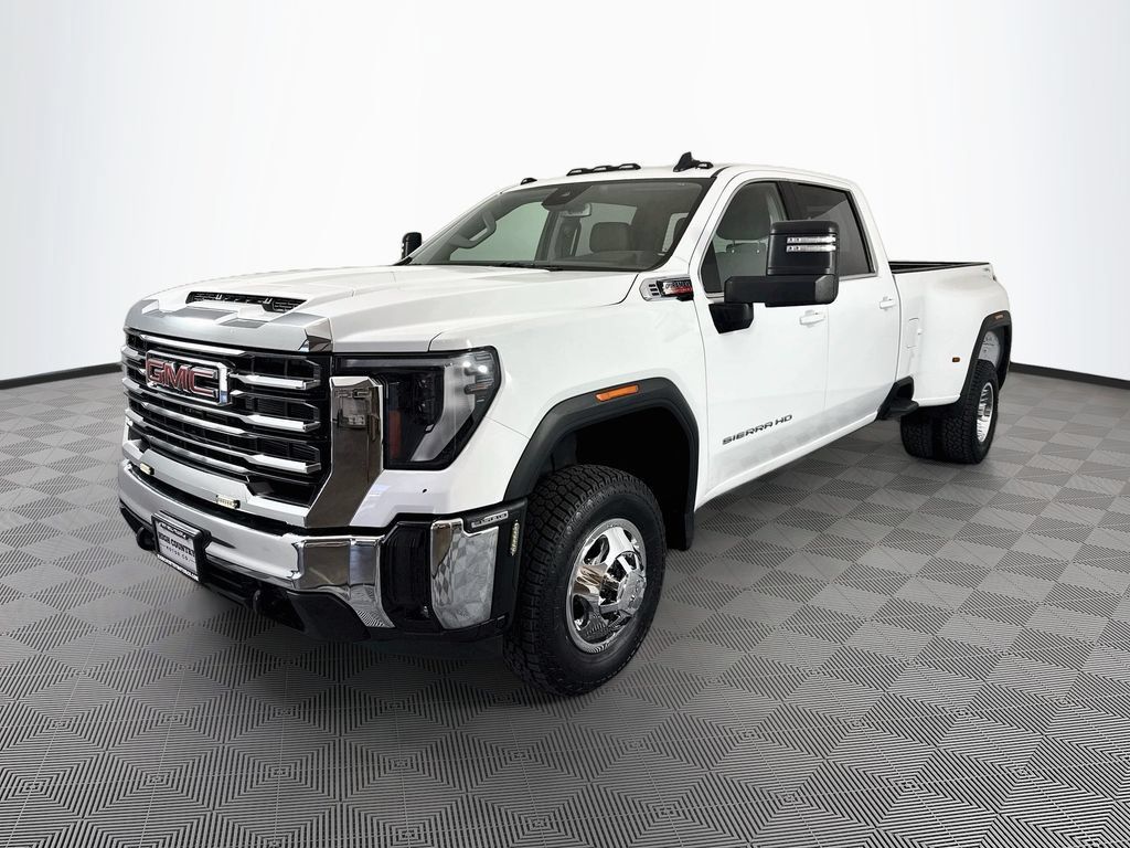 Used 2024 GMC Sierra 3500 SLE w/ SLE Convenience Package AWD/4WD image 3