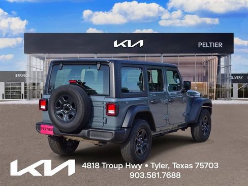 Used 2024 Jeep Wrangler Unlimited Sport AWD/4WD image 6