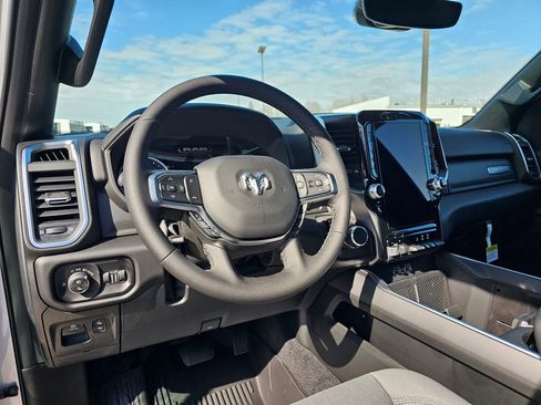 New 2026 RAM 1500 4x4 Crew Cab image 14