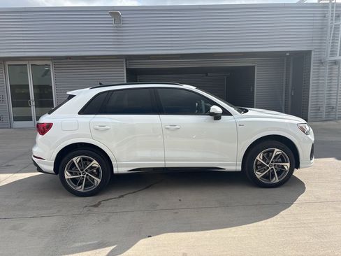New 2025 Audi Q3 2.0T Premium image 4