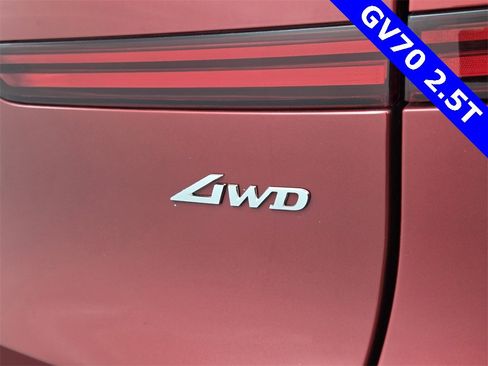 Used 2023 Genesis GV70 2.5T w/ Advanced Package image 26
