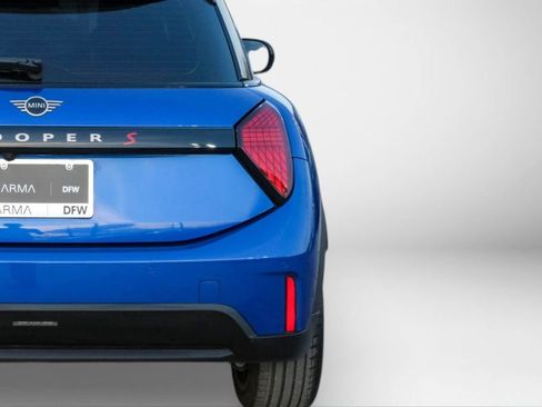 Used 2025 MINI Cooper S image 54